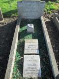 image of grave number 379857